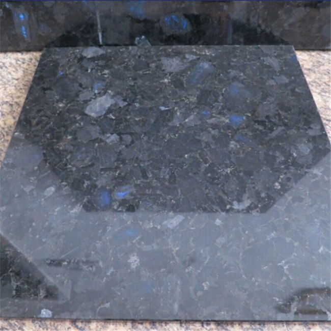 Black eyes granite tiles